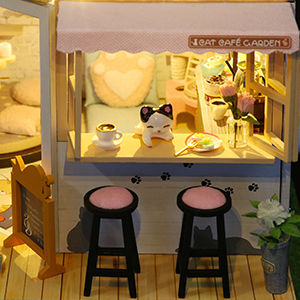 Make-your-own Cat Cafe Garden with Lights