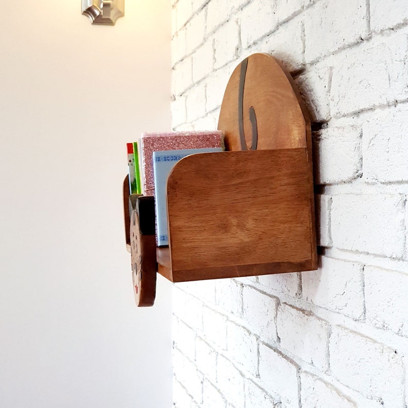 Ready-built Wooden Wall Mounted Cat Bookshelf